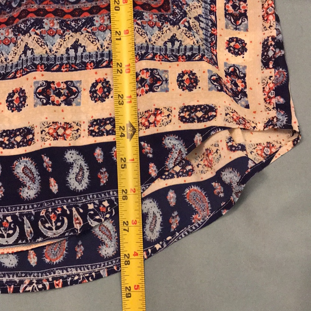 Bohemian Print V-Neck Pullover Top - Picture 9 of 12